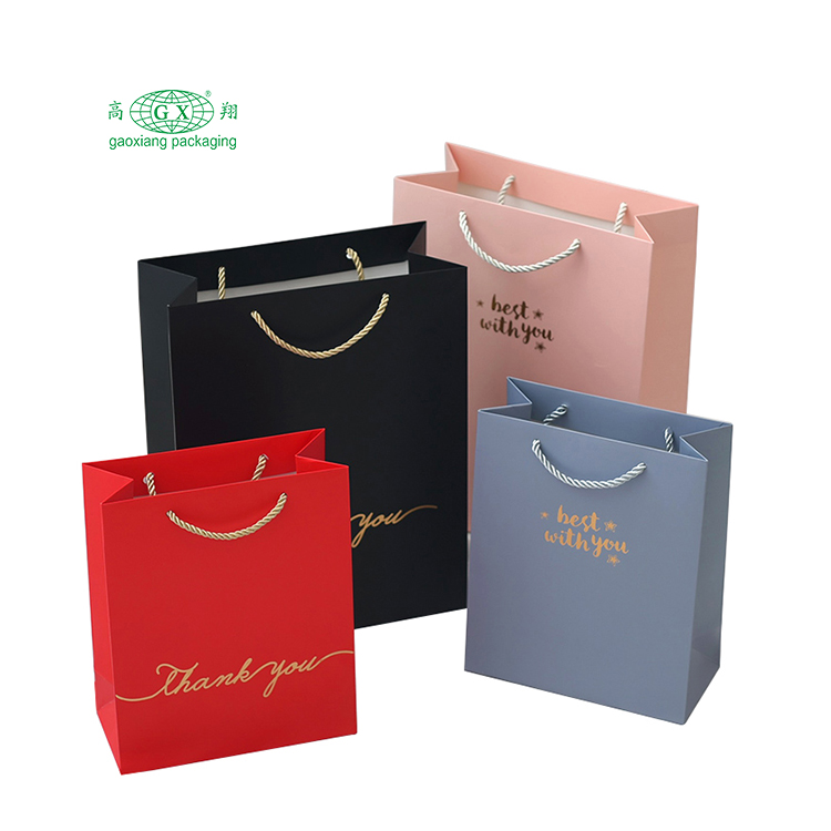 บรรจุภัณฑ์ของขวัญเครื่องประดับขายส่งถุงกระดาษรีไซเคิลเครื่องประดับที่กำหนดเอง