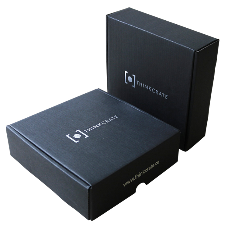 ชุดของขวัญหัตถกรรมกระดาษลูกฟูกสีน้ำตาลดำที่เป็นมิตรกับสิ่งแวดล้อม mailer ไปรษณีย์จัดส่งบรรจุภัณฑ์กระดาษกล่องบรรจุภัณฑ์กาแฟกล่องกระดาษ